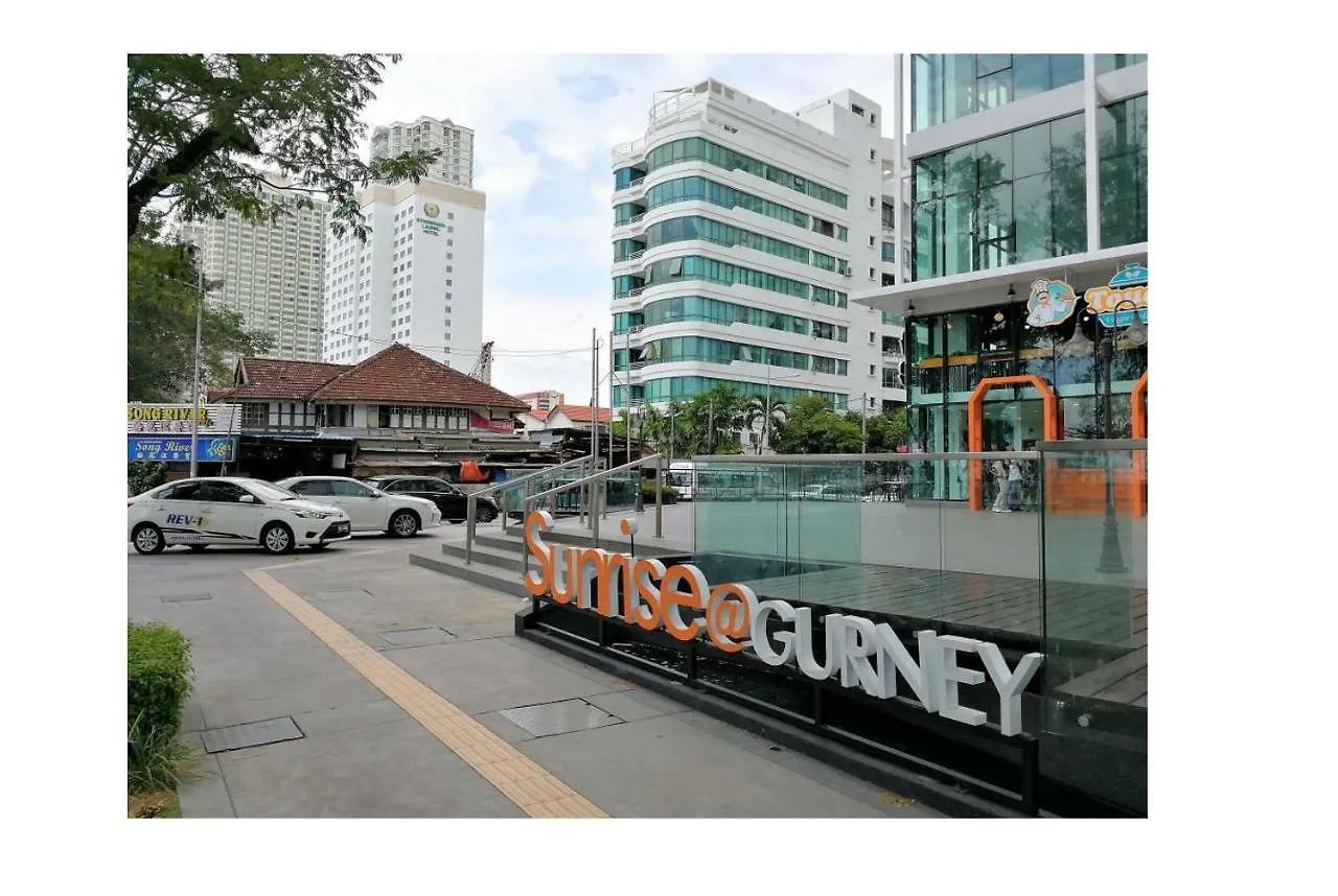 Rumahku Gurney With 270 Degree Sea View George Town Apartment